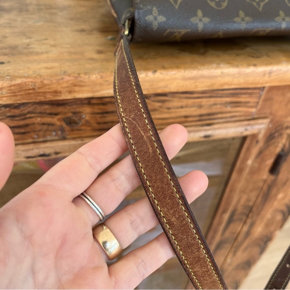 Louis Vuitton Musette Tango Monogram Bag - Picture 4 of 10